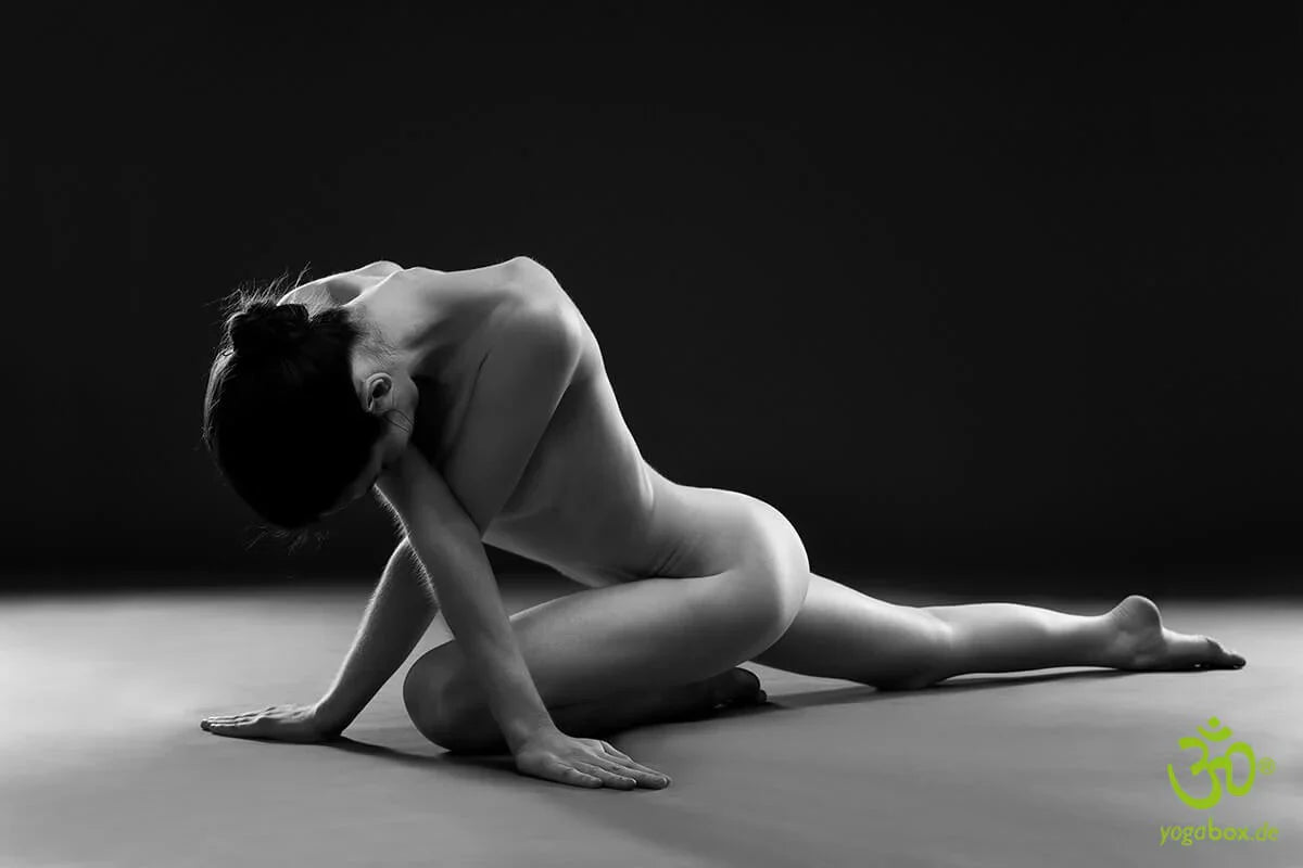 Nackt-Yoga