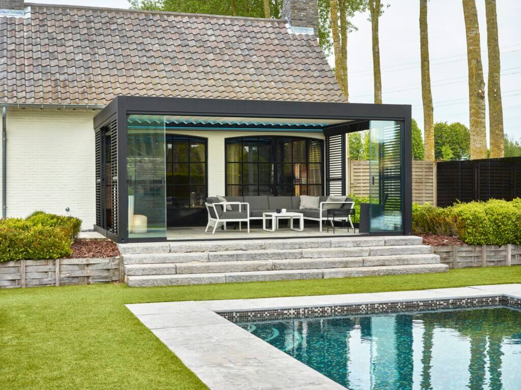 Warum deine Terrasse die perfekte Alternative zum Yoga-Studio ist