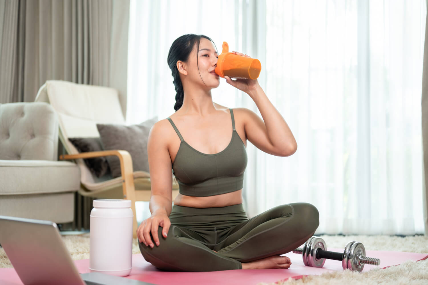 Die Rolle von Proteinen im Yoga: Unterstützung für Muskelaufbau und Regeneration