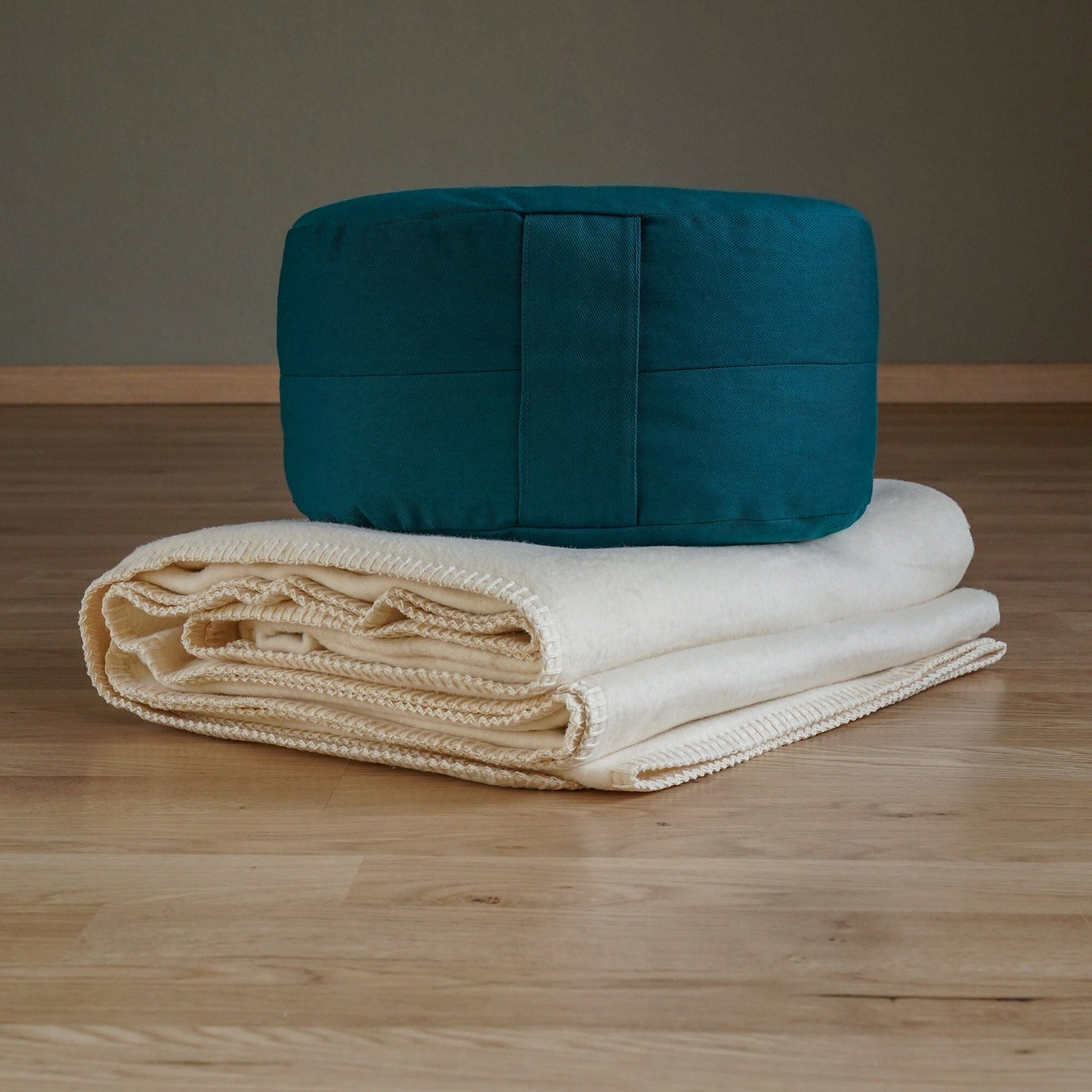 Meditationsset - YOVANA GmbH  • yogabox.de